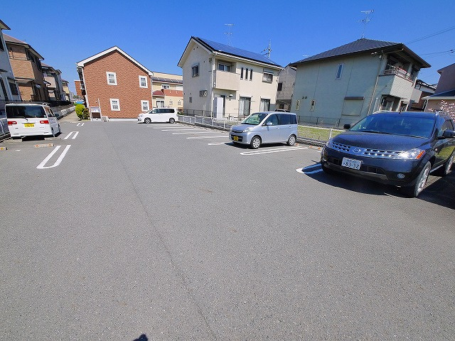 アンジュの駐車場|駐車場があります