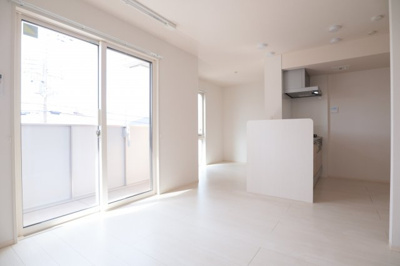 【居間・リビング】 | エルヴィータⅣ | リビング別角度