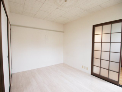 【洋室】 | ルシエールMK