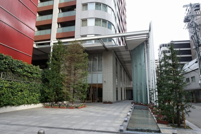 【エントランス】 | ザ・梅田タワー | ホテルのようなエントランス　コンシェルジュサービスあり。セキュリティ充実のマンションです。