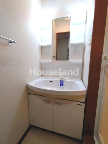 キーウィ荘の洗面所|スペースが確保できる洗面所です