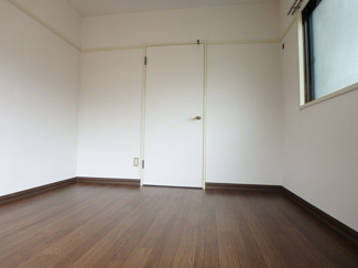 【洋室】 | サンライズ鶴ケ谷 | 洋室4.5帖