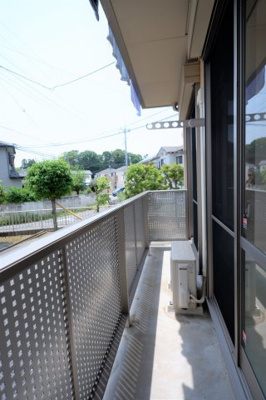 【バルコニー】 | 【シャーメゾン】サジテール小倉台B棟 | 陽当たりの良いバルコニー。お布団がよく乾きます。