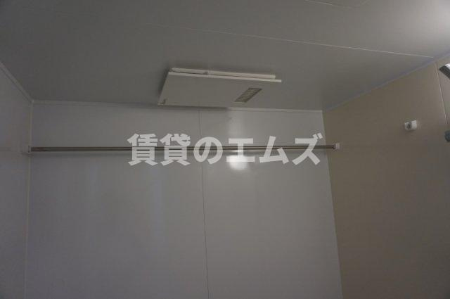 【浴室】 | ロイヤルコート空港南 | ロイヤルコート空港南の浴室乾燥機