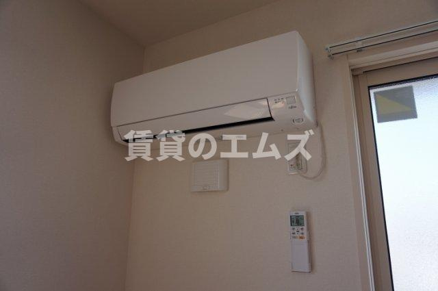【設備】 | ロイヤルコート空港南 | ロイヤルコート空港南のエアコン