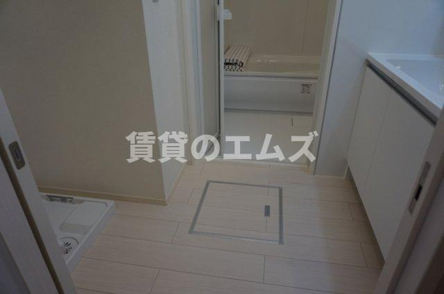 【洗面所】 | ロイヤルコート空港南 | ロイヤルコート空港南の脱衣所