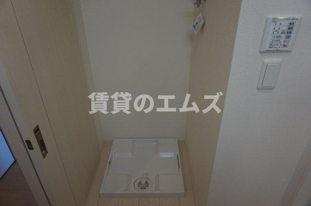 【設備】 | ロイヤルコート空港南 | ロイヤルコート空港南の室内洗濯機置き場