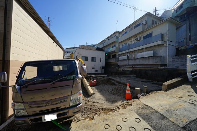星川駅から平坦で徒歩８分！ＬＤＫゆとりの２０．５帖♪保土ヶ谷区桜ケ丘２丁　全２棟新築戸建て目の外観