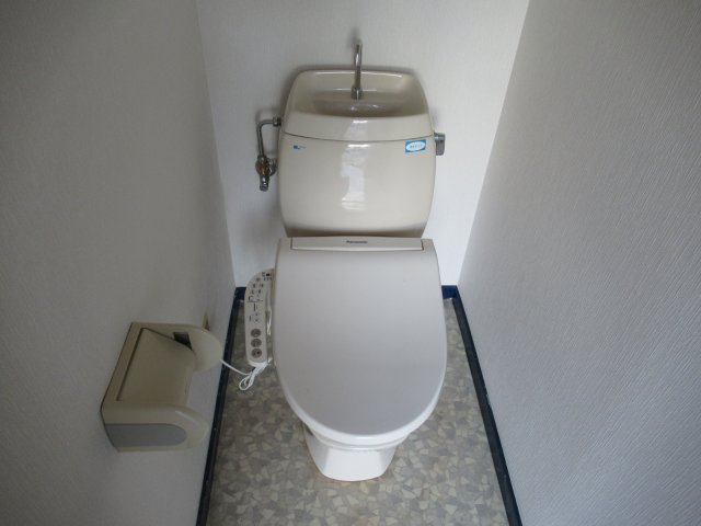 コーポエスポワールのトイレ