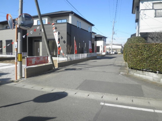 【前面道路含む現地写真】 | 前面道路含む現地写真です