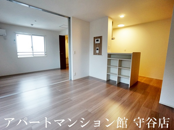 Forest Aの居間・リビング