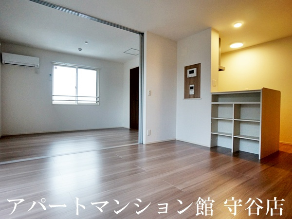 Forest Aの居間・リビング