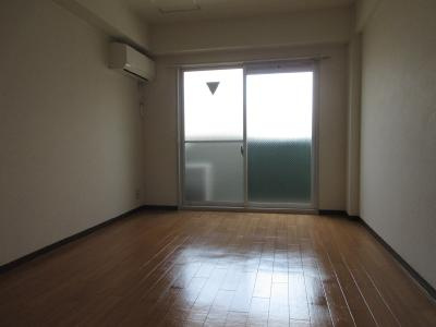 AZⅢの居間・リビング|洋室