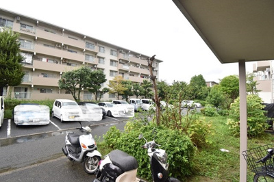 【駐車場】 | 箕面粟生第二住宅　22棟 | 駐車場です。