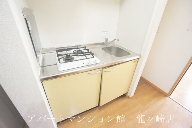 パークサイド松ヶ丘のキッチン