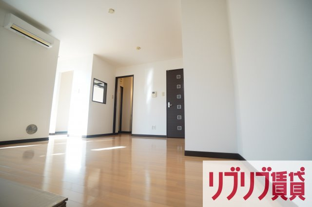 link-first(リンクファースト)の居間・リビング