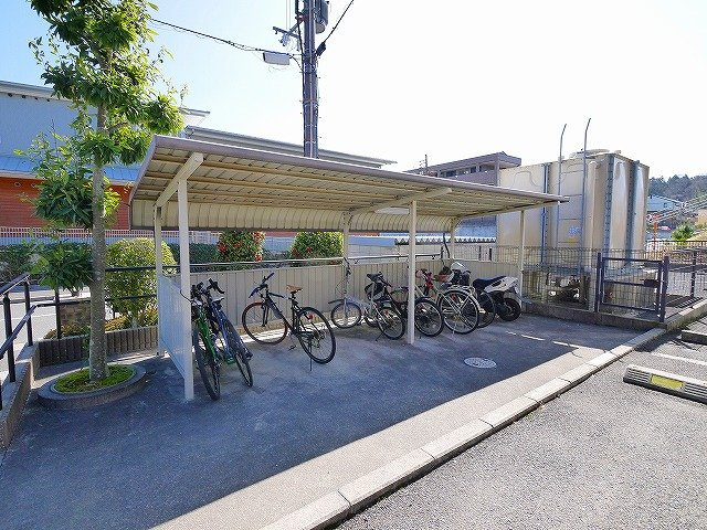 リビングタウン梅美台　Ｂ棟のその他共用部分|駐輪場です