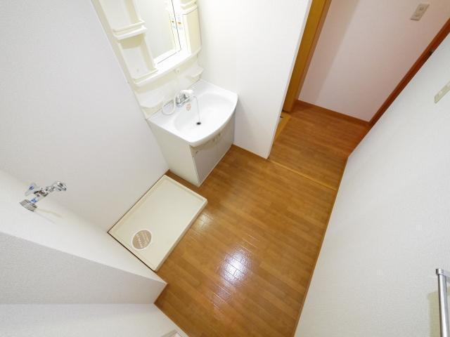 リビングタウン梅美台　Ｂ棟の洗面所|洗面所です