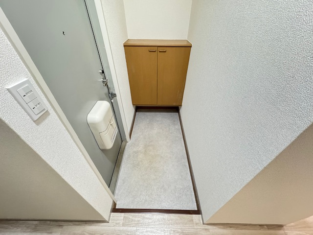 セジュール12の玄関