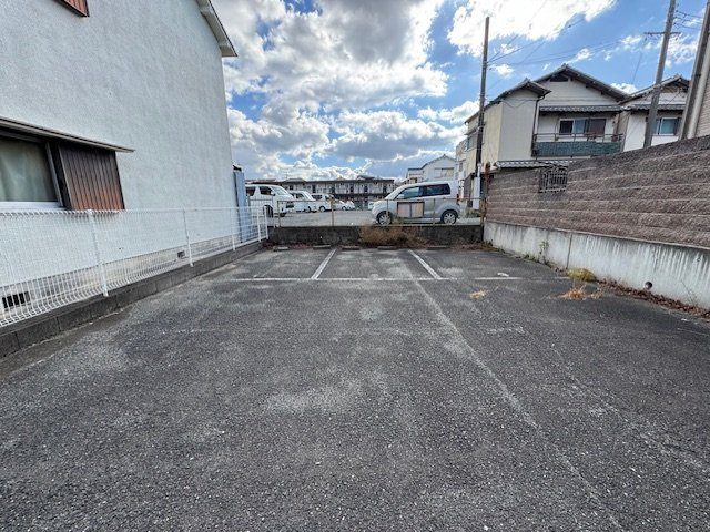 セジュール12の駐車場