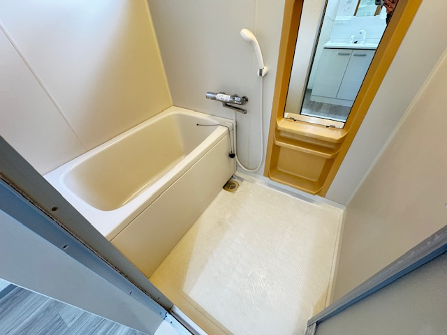 セジュール12の浴室