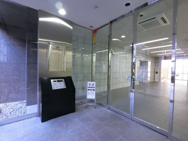 【エントランス】