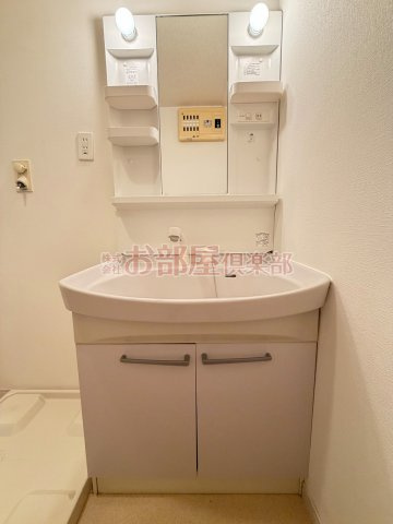 プリマヴェーラ一條の洗面所|コンパクトで使いやすい洗面所
