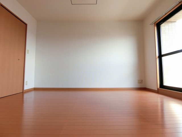 サンモール梅満の内装|おしゃれな内装です