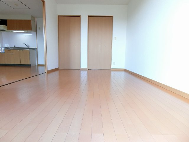 サンモール梅満の洋室|ゆったりした洋室です