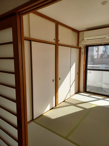 ハイツ水神の和室