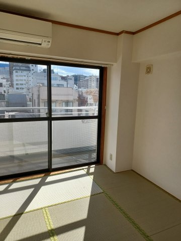 ハイツ水神の和室