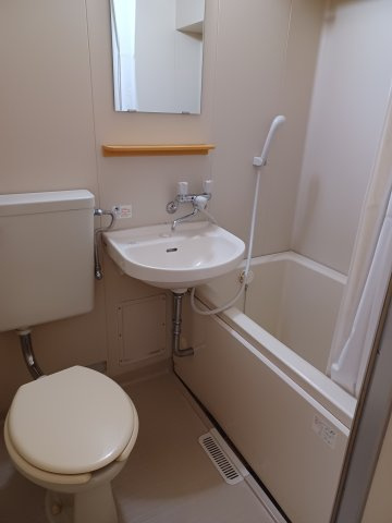 ハイツ水神の浴室