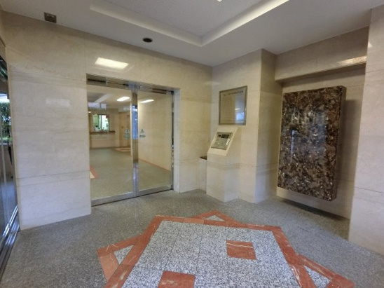 【エントランス】