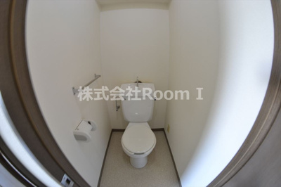 【トイレ】 | ディナスティ清水谷 | 清潔感のあるトイレです