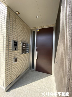 【エントランス】 | メゾン シャルム | オートロック完備