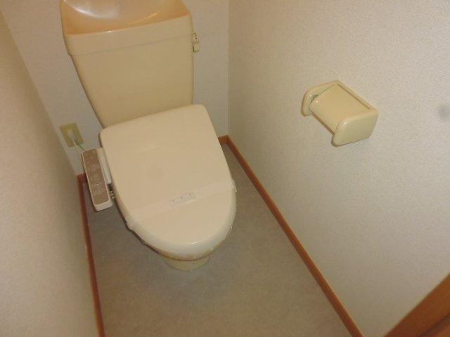 シャンロジュマンのトイレ|温水洗浄便座