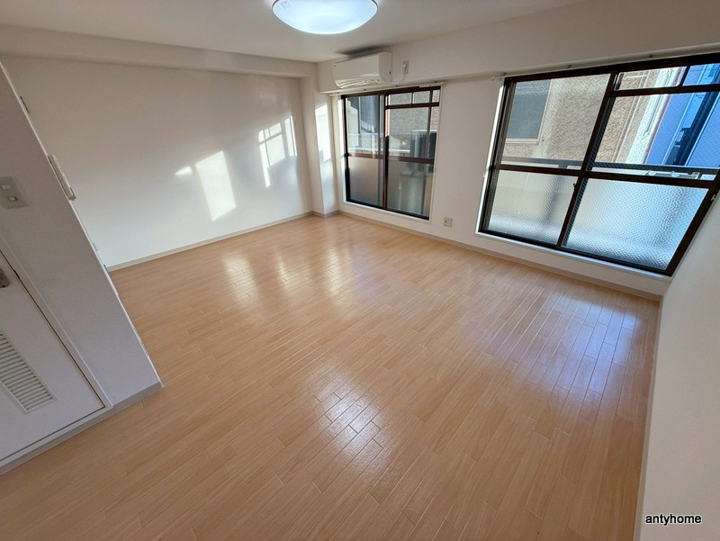 サンロイヤル柴島パート2　仲介手数料無料の洋室