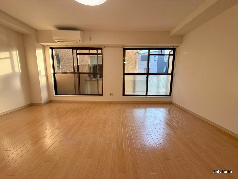 サンロイヤル柴島パート2　仲介手数料無料の洋室