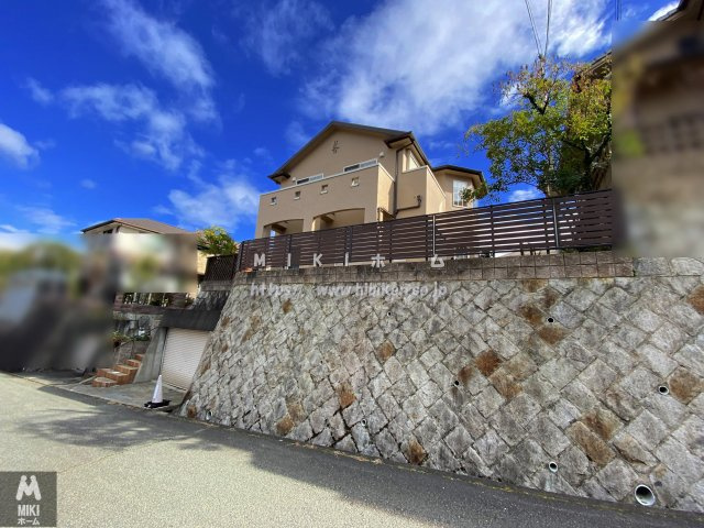 箕面市小野原西3丁目　中古戸建の外観