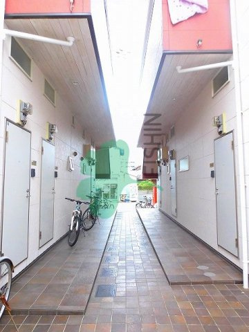 Village東光寺(ヴィラージュ東光寺)のエントランス