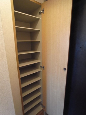 【収納】 | ネオマイム横浜台町 | 靴入