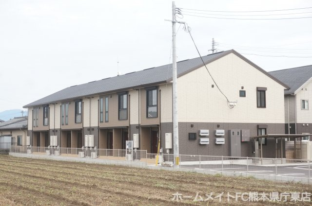 熊本市東区長嶺東４丁目のアパート