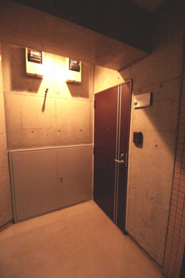 【その他共用部分】 | カムフォート登戸Ⅰ | ワンフロアーに2戸のみ　プライバシーもしっかりしています