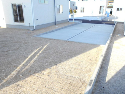 【駐車場】 | 新築　加須市　鴻茎　全8棟　6号棟　109坪 | カースペースがあります