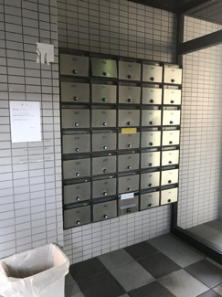 【エントランス】 | 集合ポスト