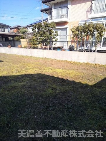 ５４４５４　岐阜市加野土地の外観