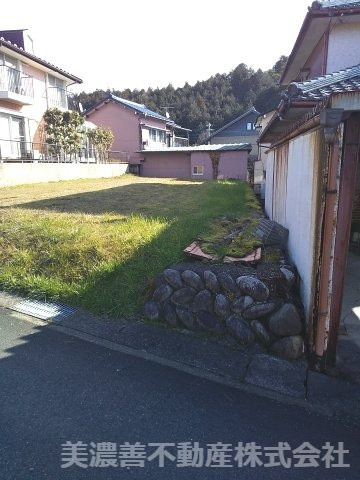 ５４４５４　岐阜市加野土地の外観