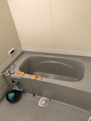【浴室】 | モンテカンパーニャ　Ｃ棟 | 足が伸ばせる広い浴槽