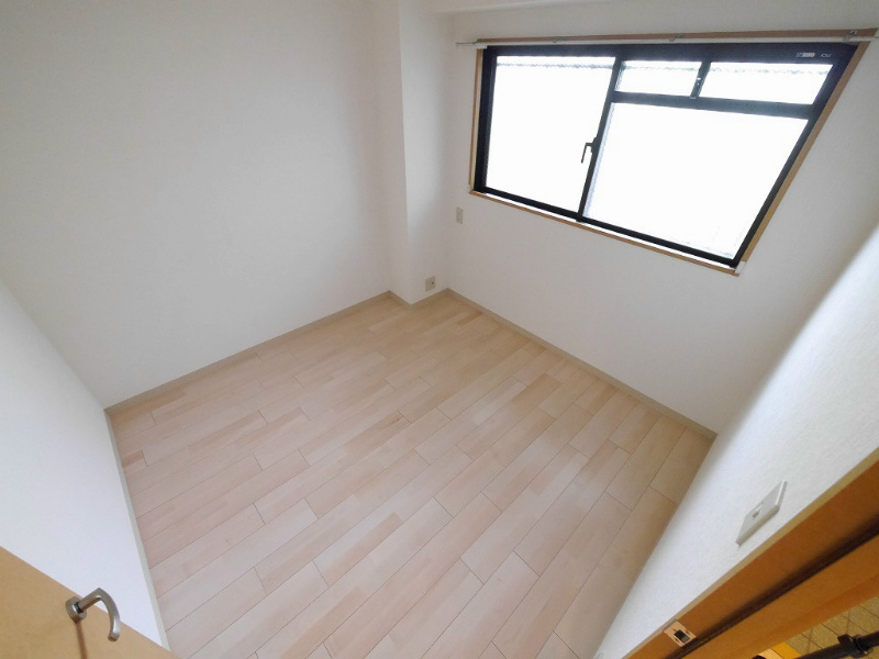 クレール塩屋の寝室