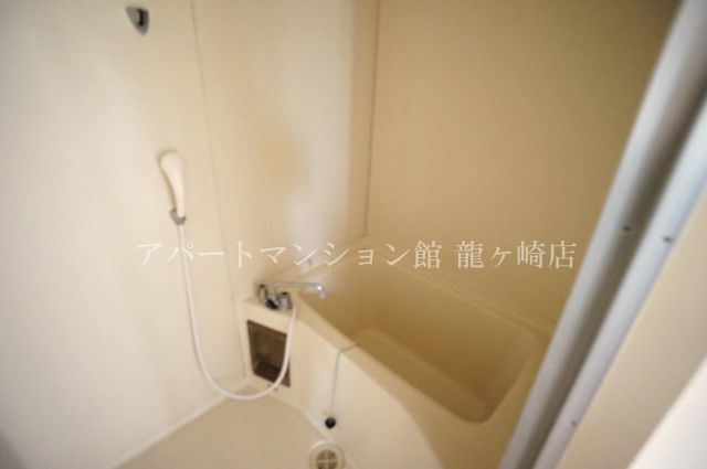 藤ビル佐貫マンションの浴室|シャワー付き